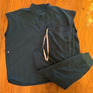 Figs Scrub Set L – Rafaela + Zamora Joggers - Caribbean Blue